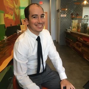 Meet your Posher, Cesar